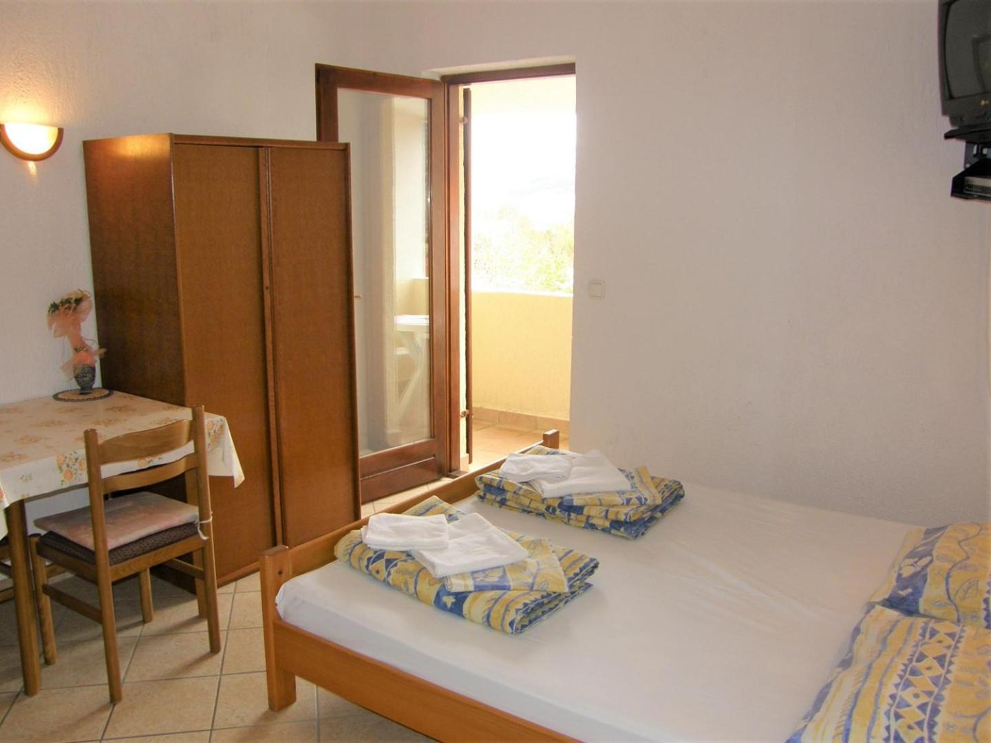 Apartments Miljenka Baška Εξωτερικό φωτογραφία